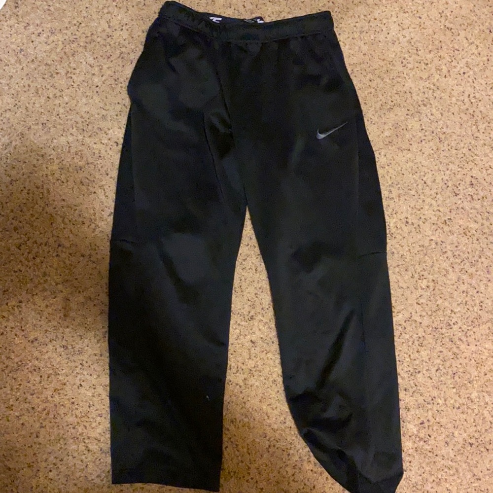 Black Nike sweats